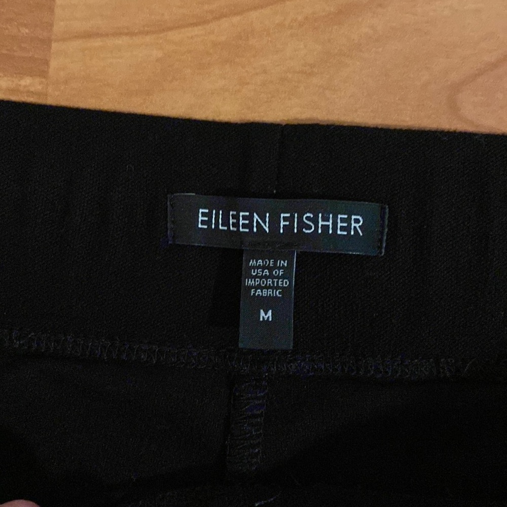 Eileen Fisher

Slim Ankle Pants in Washable Stretch Crepe - Picture 3 of 4